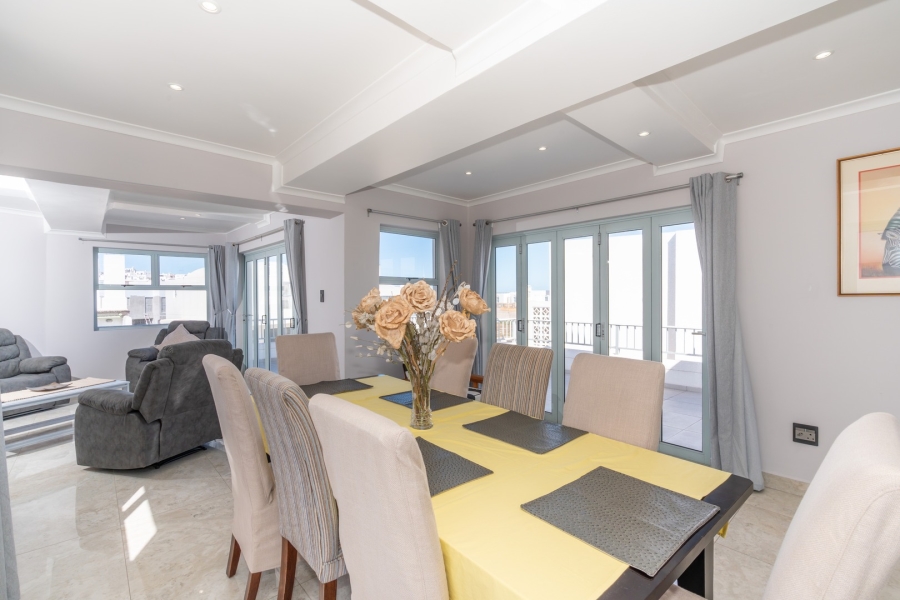 3 Bedroom Property for Sale in Paradise Beach Western Cape